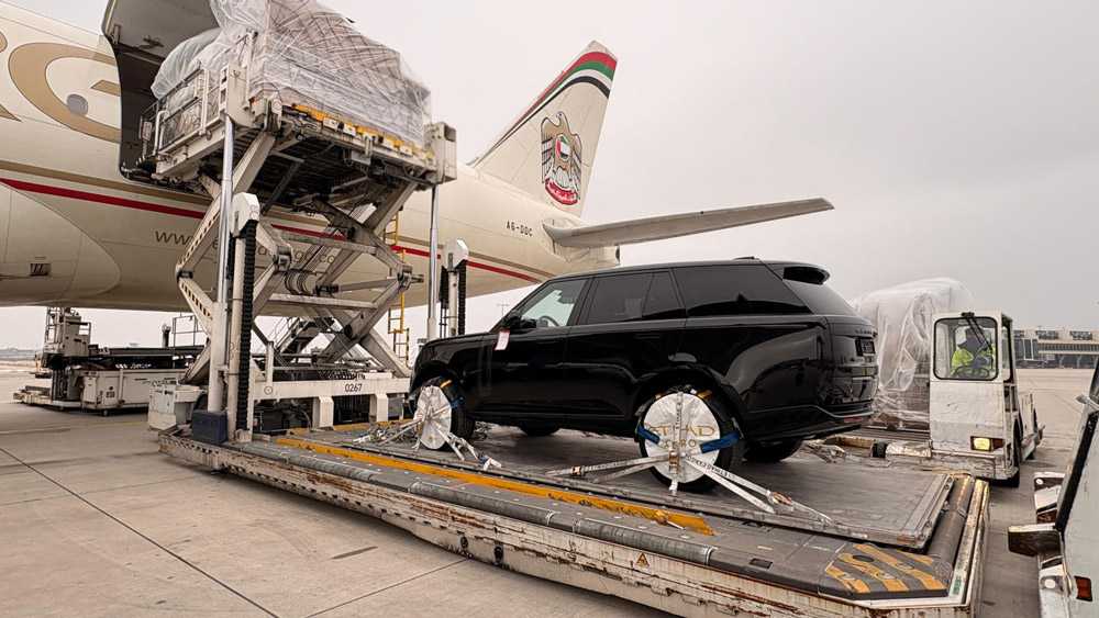 reyer-beitrag-range-rover-2023-4